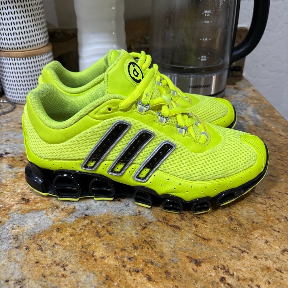 Adidas‎ a3 size 7